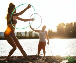 Hula Hoop – der Fitnesstrend des Sommers